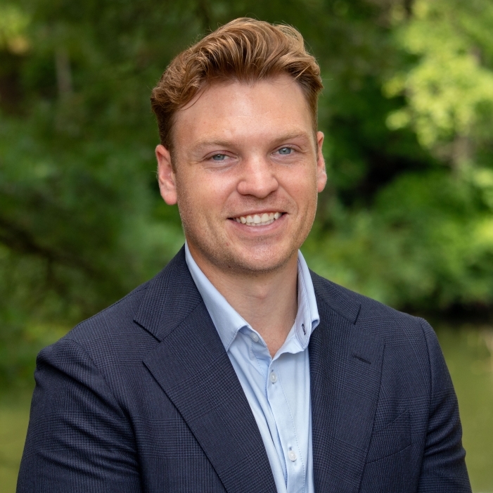 Jonathan Ratterman headshot